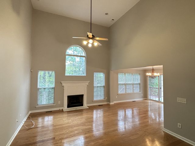 2220 Green Trails Dr, Antioch, TN 37013