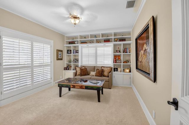 11740 N Lake Drive, Boynton Beach, FL 33436