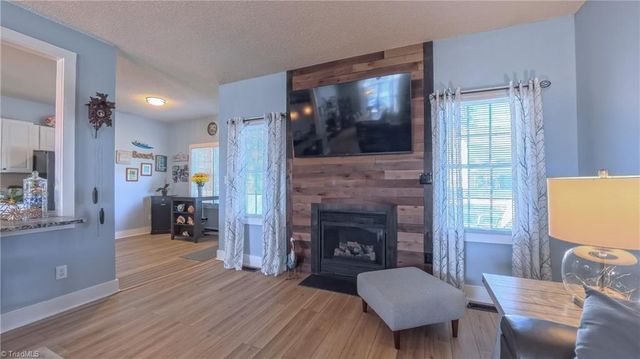 6071 Weant Road, Archdale, NC 27263