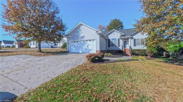 6071 Weant Road, Archdale, NC 27263