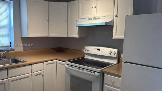 4160 NW 21st Street 223D, Lauderhill, FL 33313
