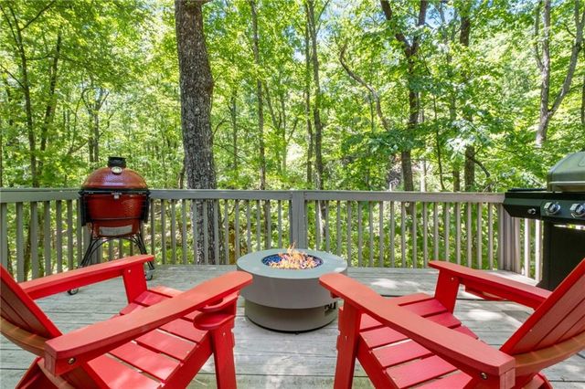 110 Sleeping Fawn Knoll, Big Canoe, GA 30143