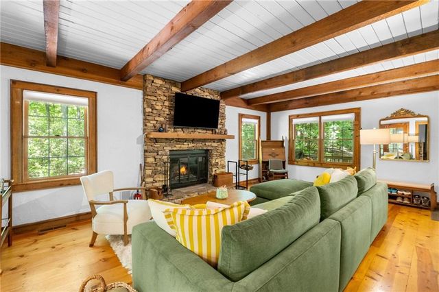 110 Sleeping Fawn Knoll, Big Canoe, GA 30143