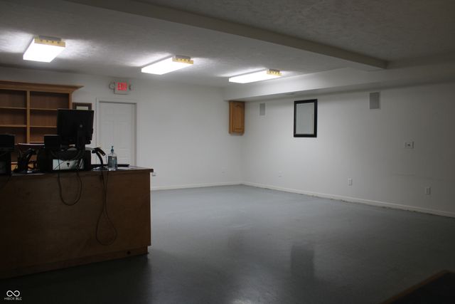 809 S Harrison Street, Alexandria, IN 46001