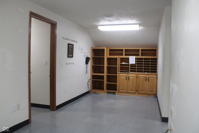 809 S Harrison Street, Alexandria, IN 46001