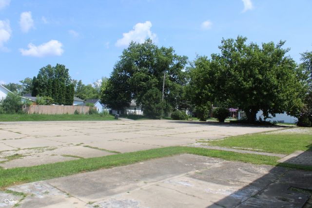 809 S Harrison Street, Alexandria, IN 46001