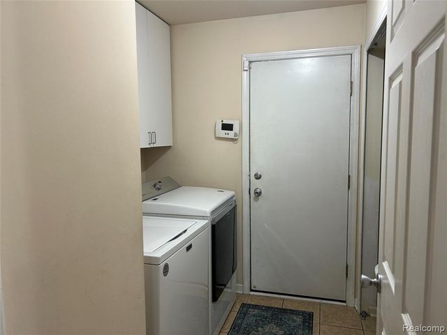 8074 Bradbury Lane, Grand Blanc, MI 48439