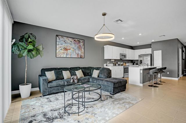 226 SE Woodbark Street, Port St Lucie, FL 34984