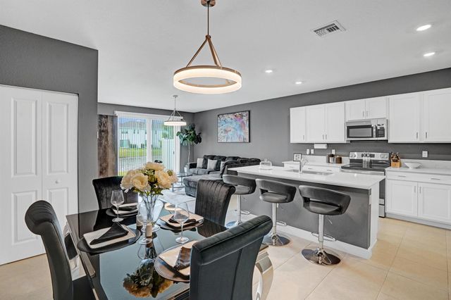 226 SE Woodbark Street, Port St Lucie, FL 34984