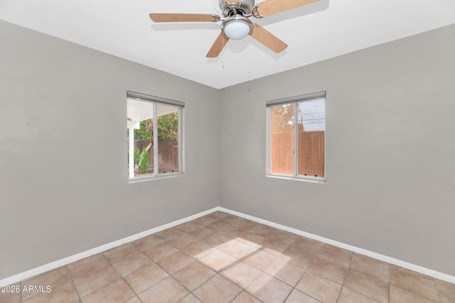 1127 S UNA Avenue, Tempe, AZ 85281