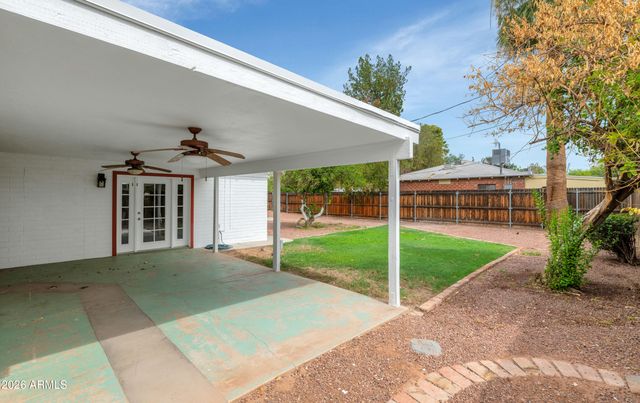1127 S UNA Avenue, Tempe, AZ 85281
