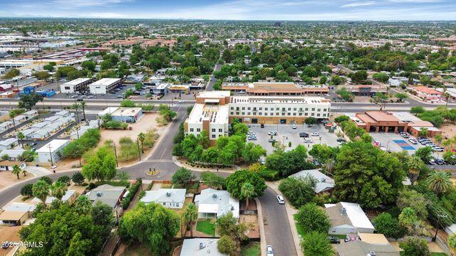 1127 S UNA Avenue, Tempe, AZ 85281