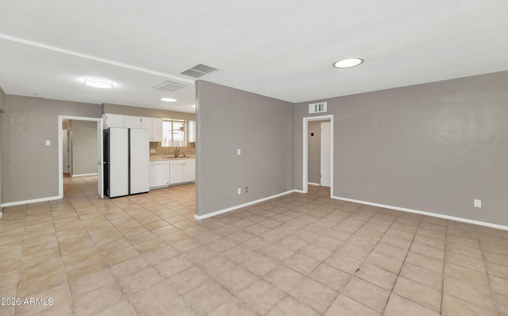 1127 S UNA Avenue, Tempe, AZ 85281 — photo 5