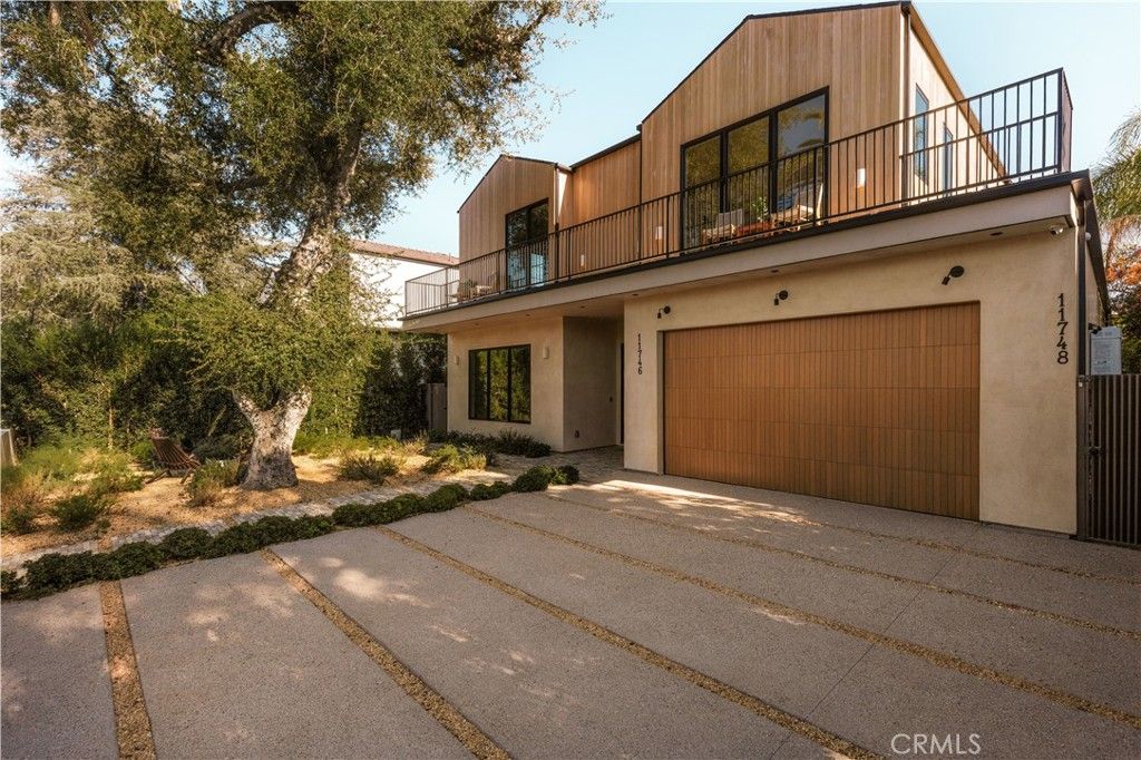 11746 La Maida Street, Valley Village, CA 91607 — photo 2