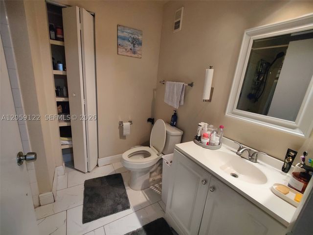 4871 Via Palm Lks 701, West Palm Beach, FL 33417