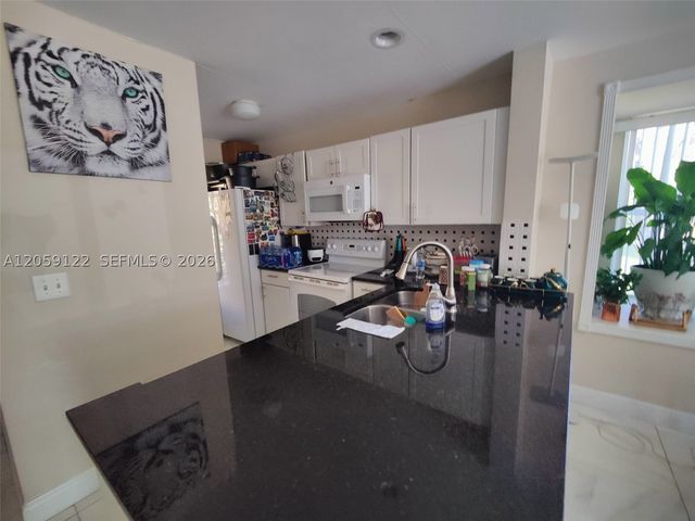 4871 Via Palm Lks 701, West Palm Beach, FL 33417