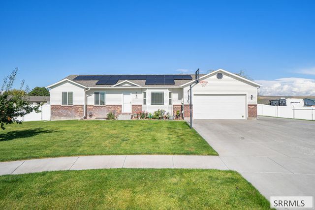5461 E Elliott Street, Iona, ID 83427