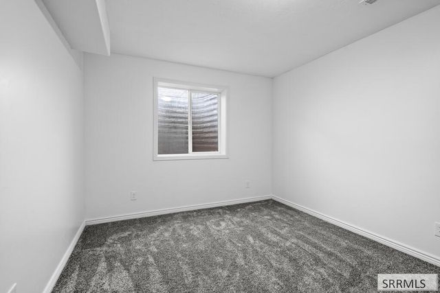 5461 E Elliott Street, Iona, ID 83427