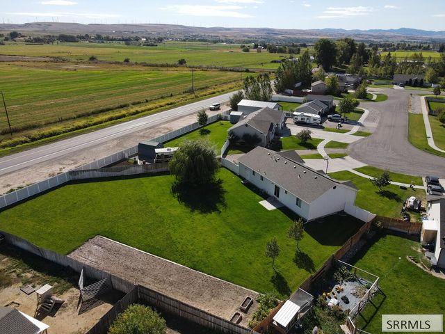5461 E Elliott Street, Iona, ID 83427