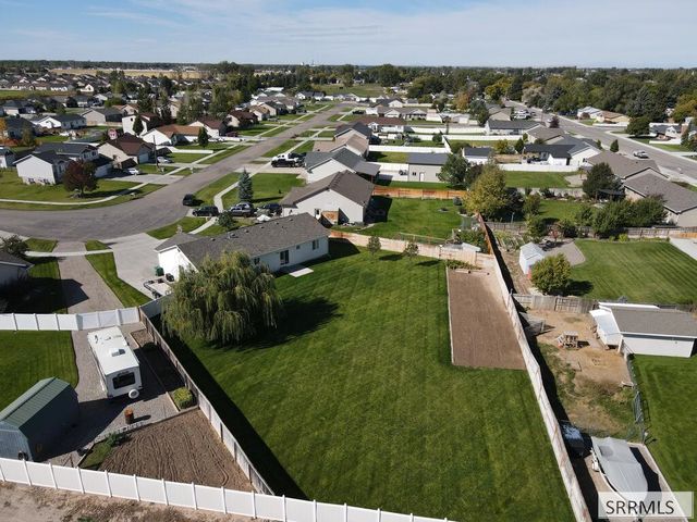 5461 E Elliott Street, Iona, ID 83427