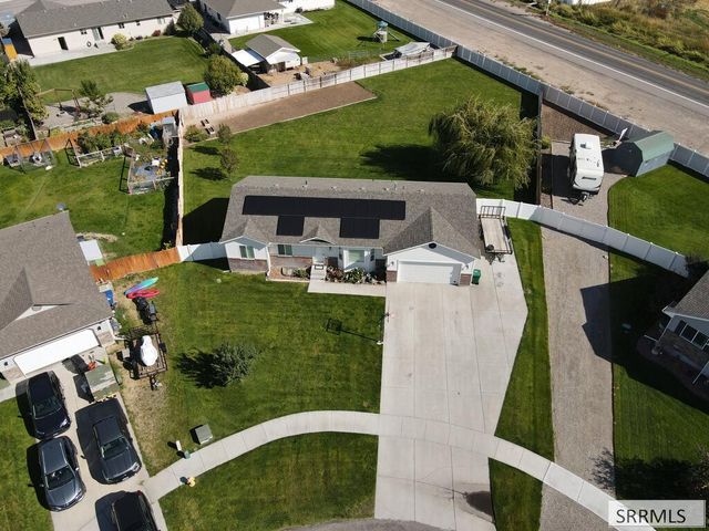 5461 E Elliott Street, Iona, ID 83427