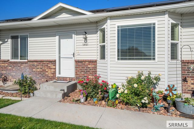 5461 E Elliott Street, Iona, ID 83427