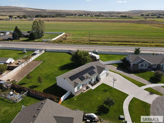 5461 E Elliott Street, Iona, ID 83427