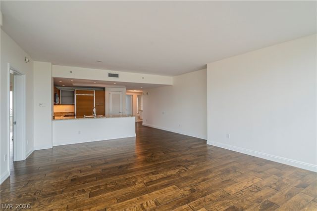222 Karen Avenue 1901, Las Vegas, NV 89109