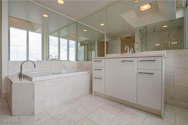 222 Karen Avenue 1901, Las Vegas, NV 89109