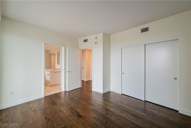222 Karen Avenue 1901, Las Vegas, NV 89109