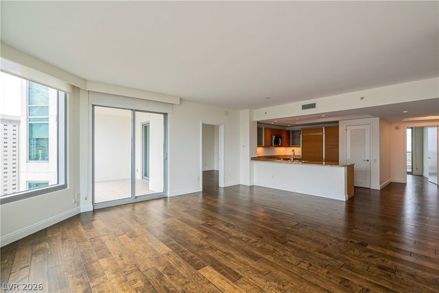 222 Karen Avenue 1901, Las Vegas, NV 89109