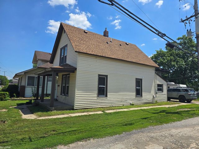 115 Robertson Street, Mount Clemens, MI 48043