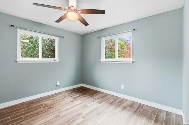 13638 Oak Breeze, Universal City, TX 78148