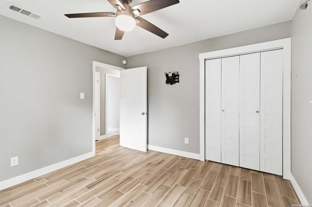 13638 Oak Breeze, Universal City, TX 78148