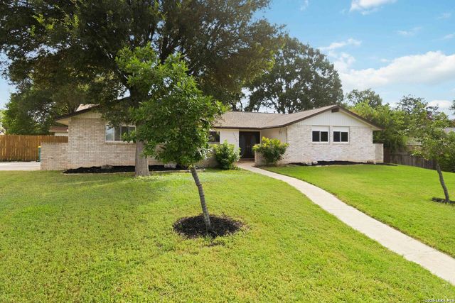 13638 Oak Breeze, Universal City, TX 78148