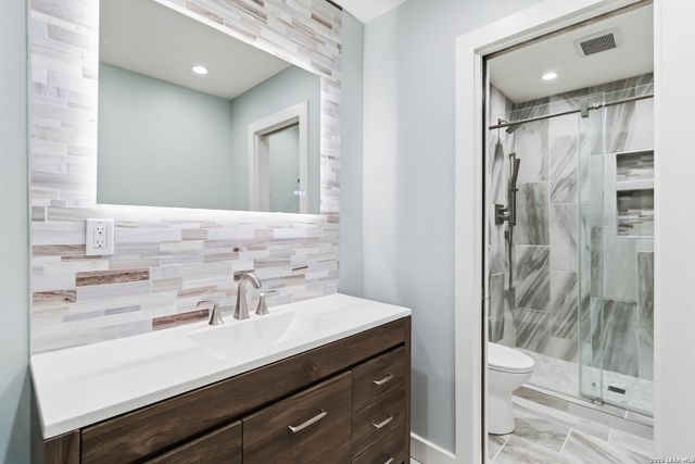 13638 Oak Breeze, Universal City, TX 78148