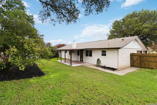 13638 Oak Breeze, Universal City, TX 78148