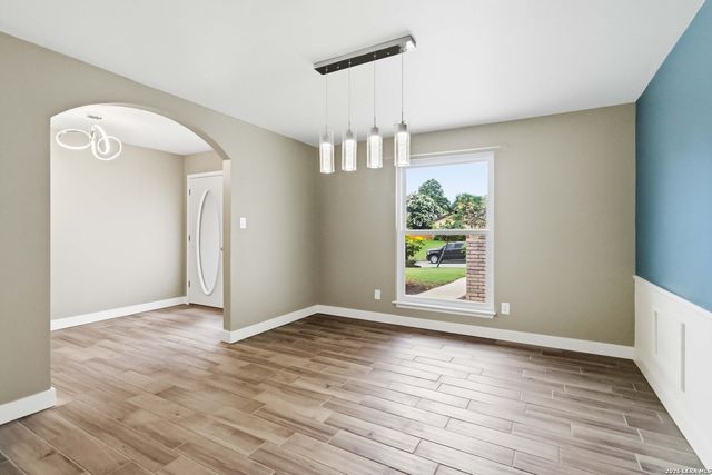 13638 Oak Breeze, Universal City, TX 78148