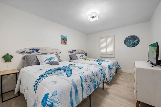 8108 12TH AVENUE NW, Bradenton, FL 34209