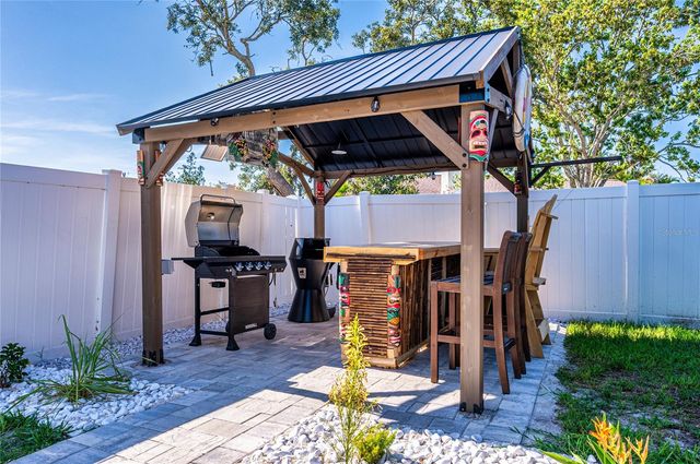 8108 12TH AVENUE NW, Bradenton, FL 34209