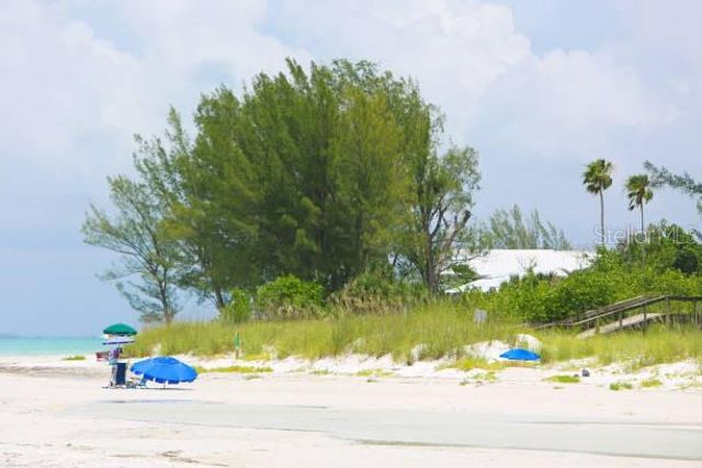 8108 12TH AVENUE NW, Bradenton, FL 34209