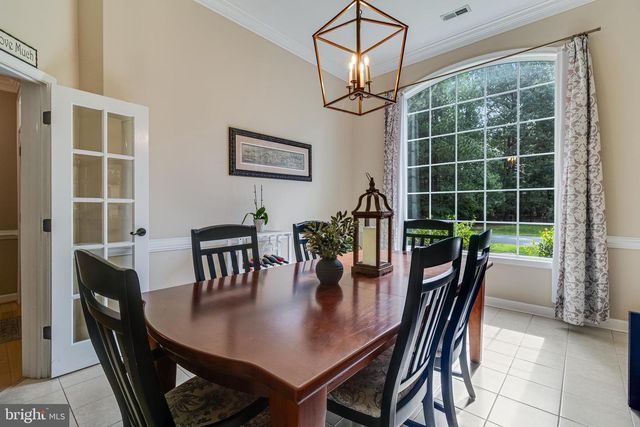 14855 KING CHARLES, Issue, MD 20645