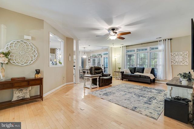 14855 KING CHARLES, Issue, MD 20645