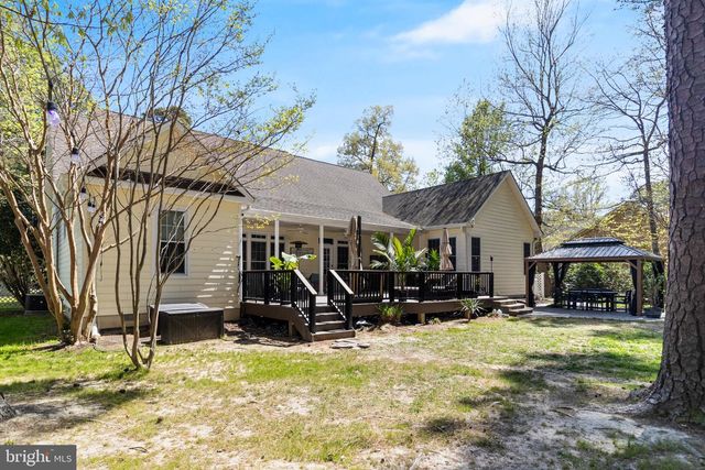 14855 KING CHARLES, Issue, MD 20645