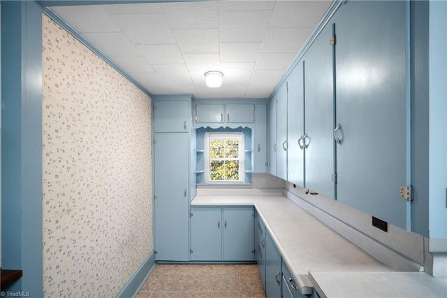 1412 Old Salisbury Road, Winston-salem, NC 27127