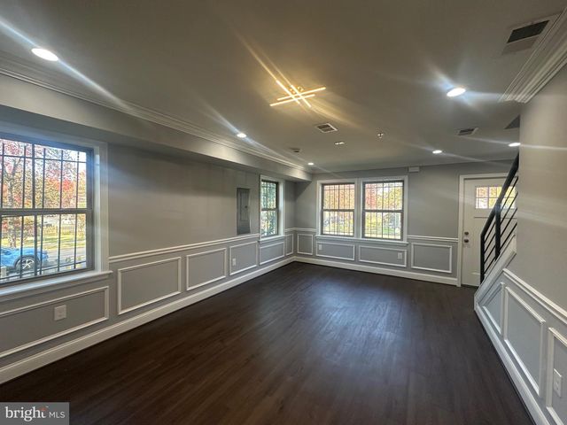 4401 HAYES ST NE, Washington, DC 20019