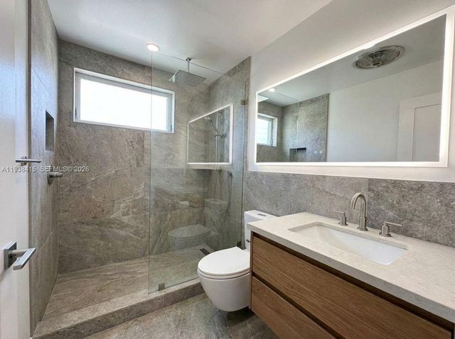 9101 E Bay Harbor Dr 406, Bay Harbor Islands, FL 33154