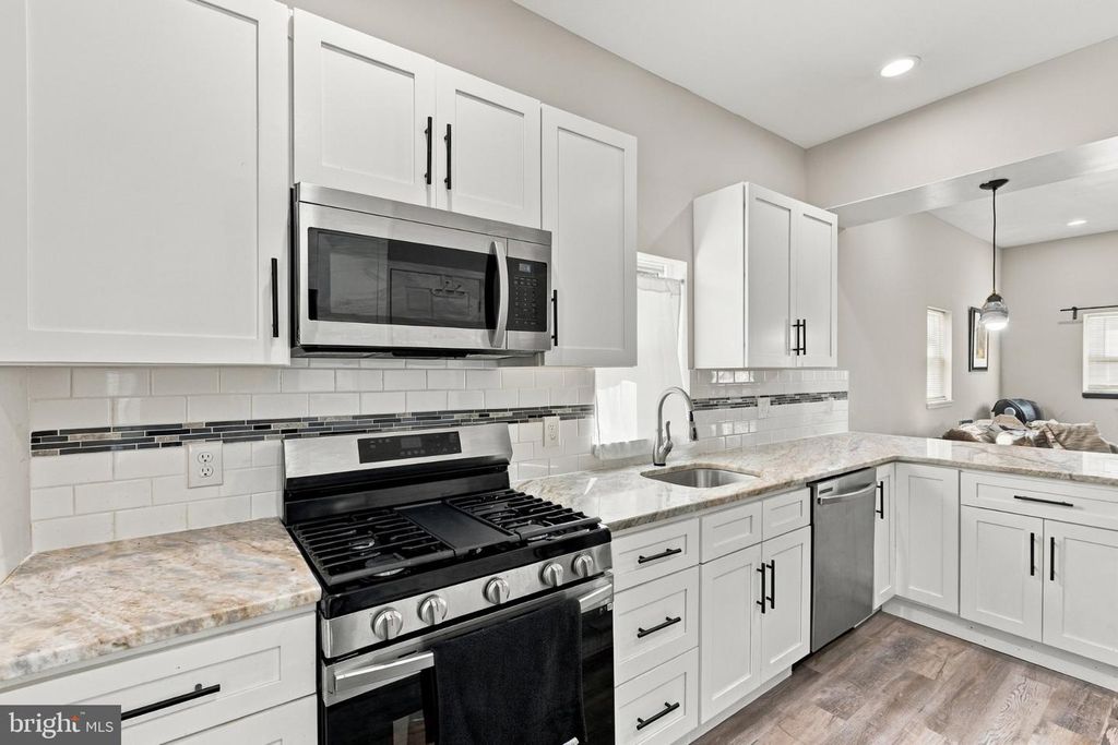 306 PARK AVE, WOODBURY, NJ 08096 — photo 4
