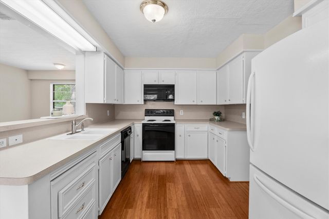 317 Hollywood Drive, Conroe, TX 77303