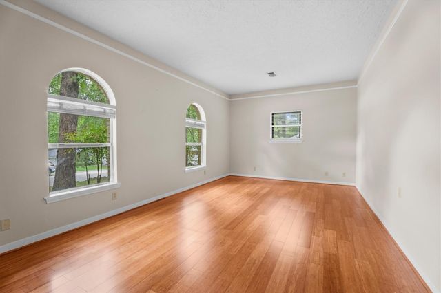 317 Hollywood Drive, Conroe, TX 77303